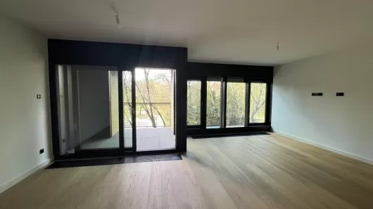 Zagreb, Ribnjak, Luxury 5-Bedroom Apartment on the Second Floor, 143 m² for Sale