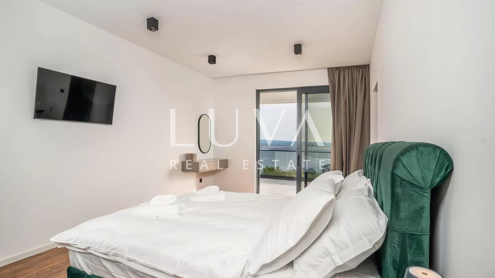 Jadranovo, luxury villa with pool near the sea for sale