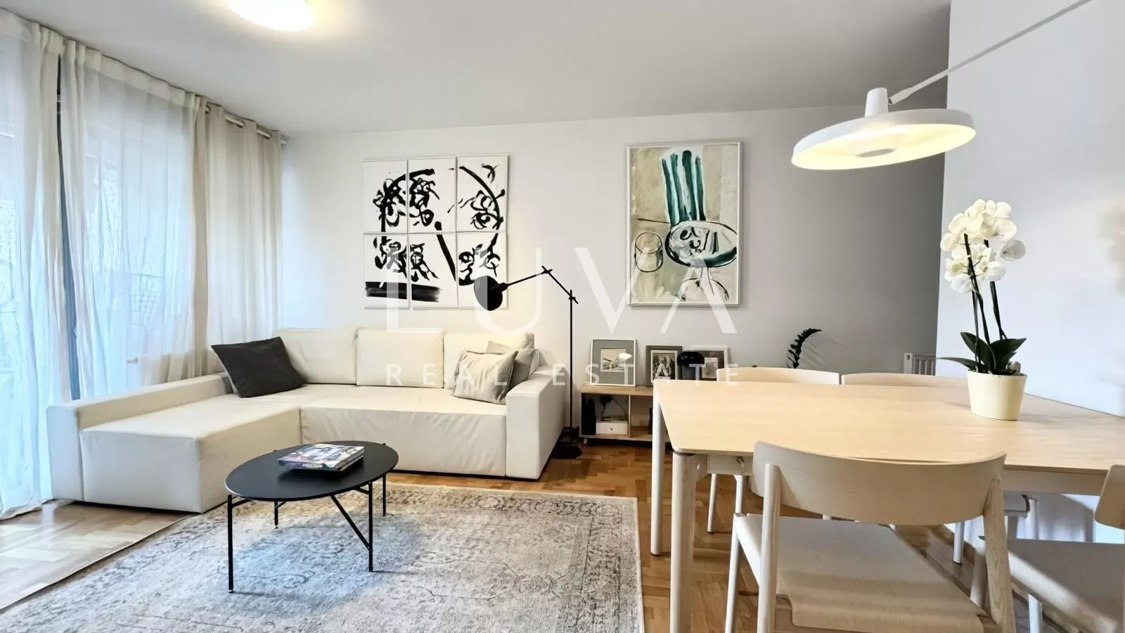 Zagreb, Zentrum, moderne 2-Zi-Whg 50m2 + Garage zu verkaufen